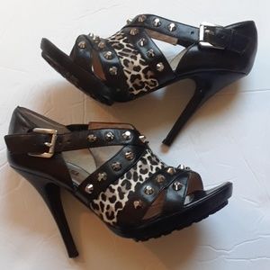 MICHEAL KORS Women's Studded Heels Size 51/2M